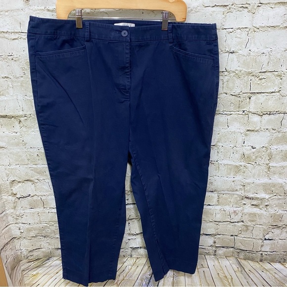 Talbots Pants - Talbots Navy Blue Stretch Waist Capris